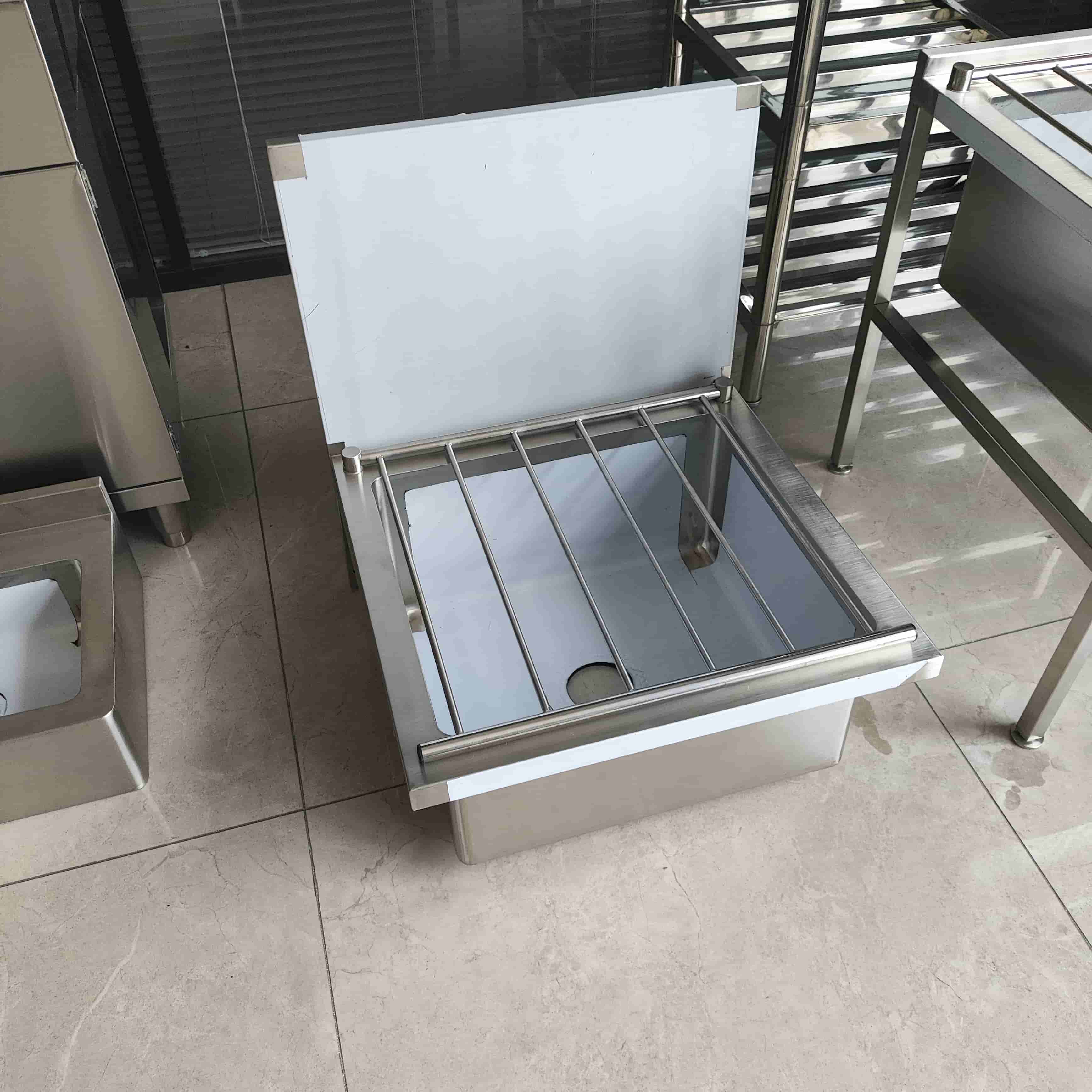 業務用厨房、病院のトイレ、学校、倉庫向けのカスタムモダンデザ - Commercial Kitchen Warehouse のレビューと価格